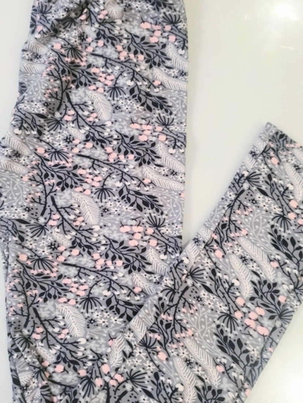 Petite Sized SweetLegs Leggings In A Floral Gray & Pink Printed.
